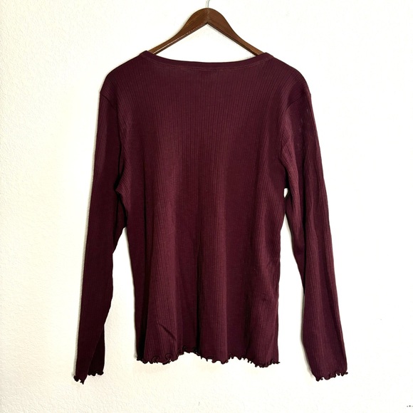 Old Navy Maroon Long Sleeve - Picture 2 of 4
